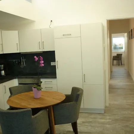 Apartment Feriewohnungen Zum Leuchtturm