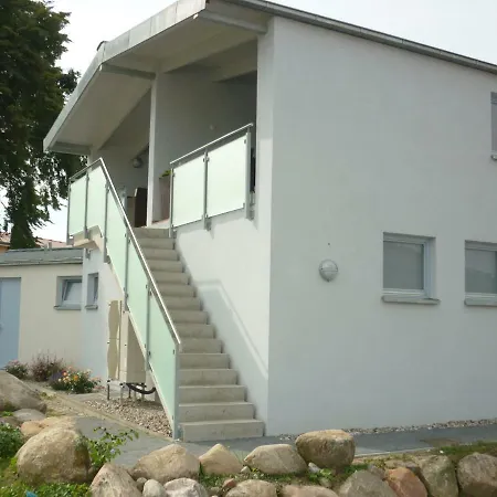Feriewohnungen Zum Leuchtturm Daire *