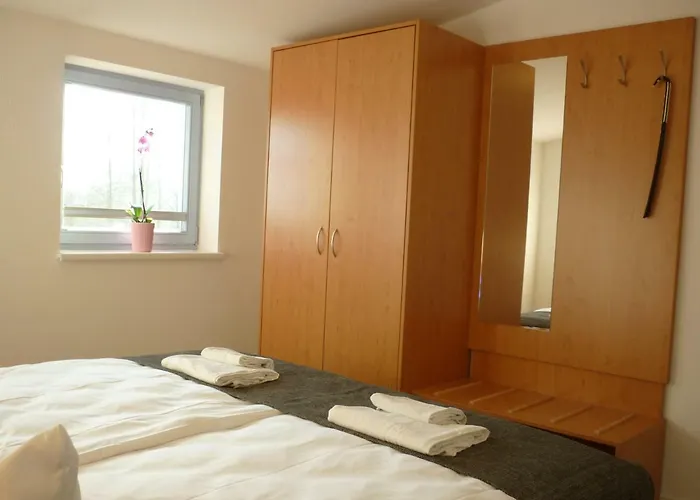 Feriewohnungen Zum Leuchtturm Apartamento *